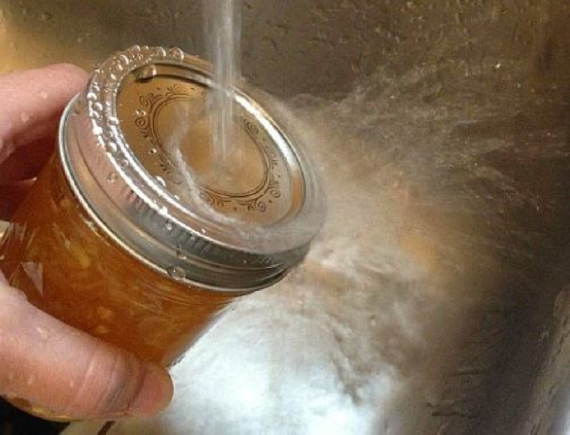 heating canning jar lid